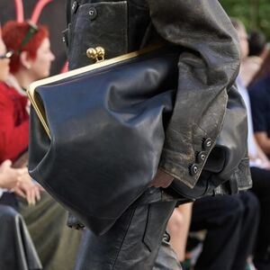 Iconic OVERSIZED Coach KISSLOCK clutch